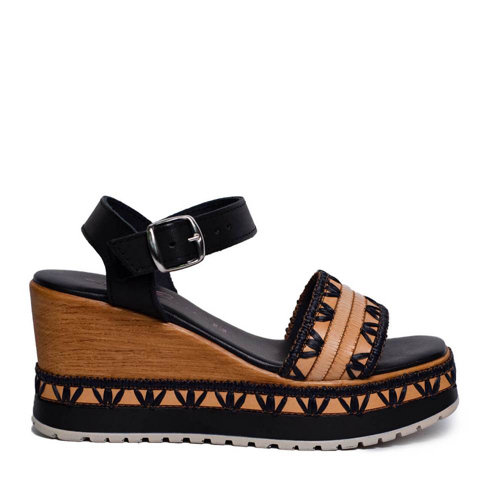 Italian Women Black Leather Sandal #0628