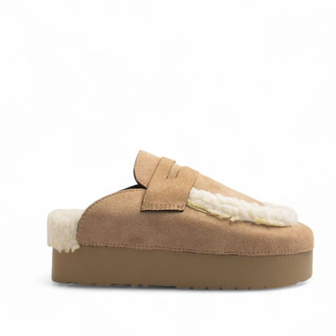 Europeon Union Women Cafe Chamois Mules #3236