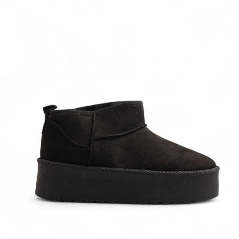 Europeon Union Women Black Chamois Half Boot #3269