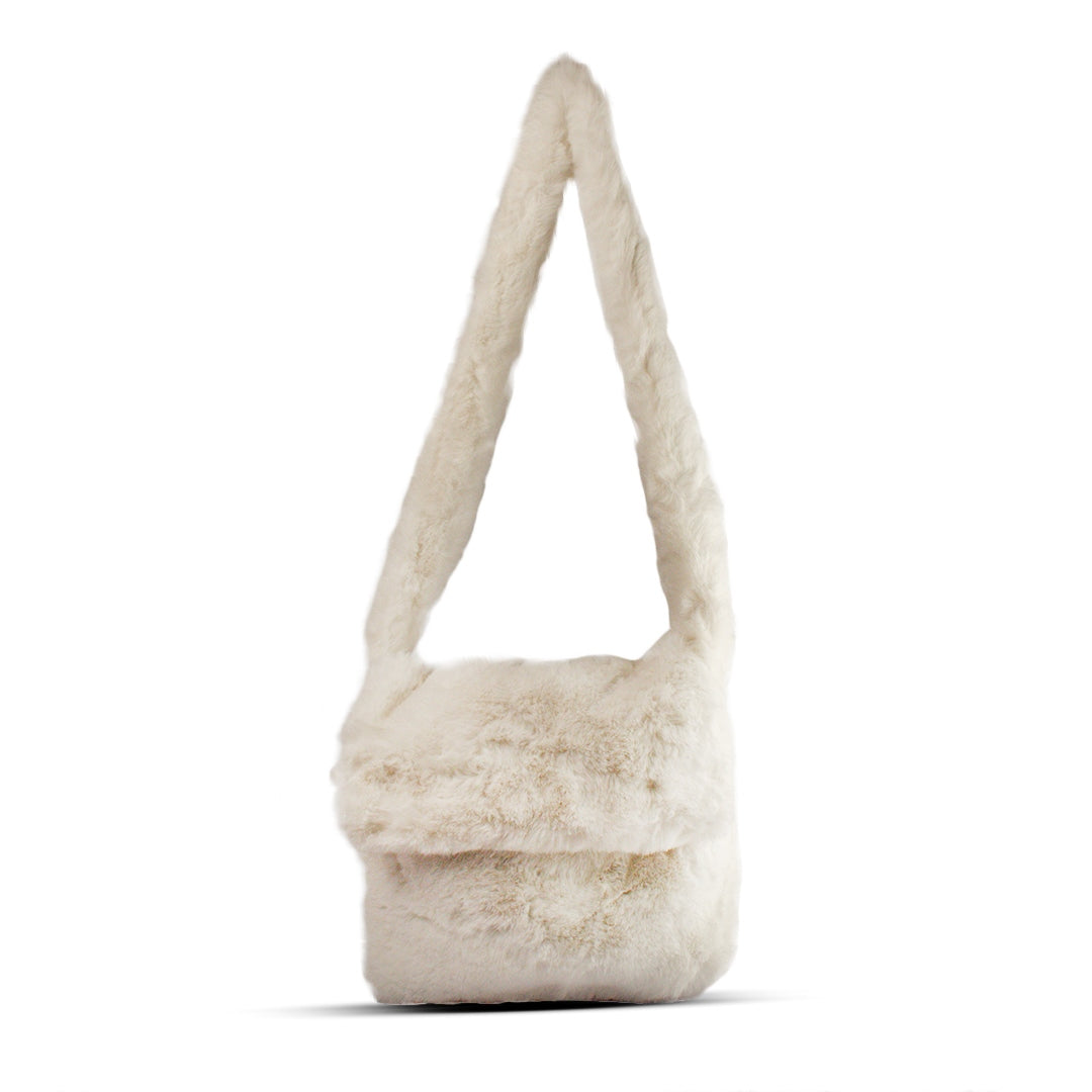 EuropeonUnion Women white Fur HandBag #2102