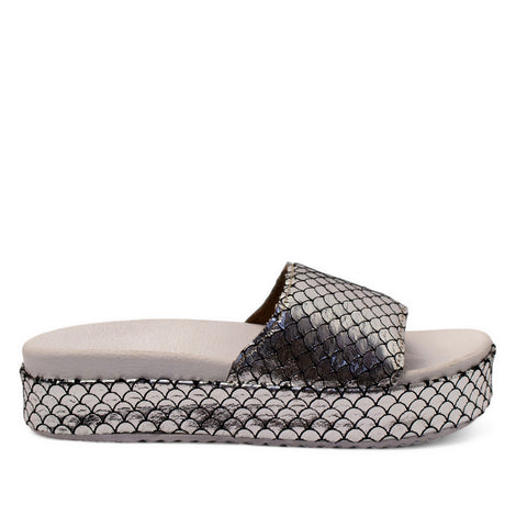 Women Silver Leather Slipper #2846