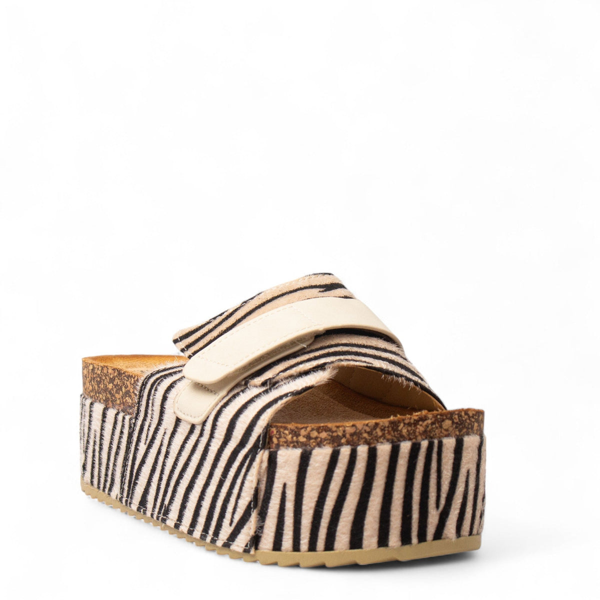 Europeon Union Women Beige Chamois Wedges #4356