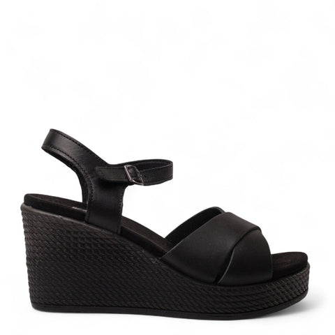 Italian Women Black Leather Sandal #4414