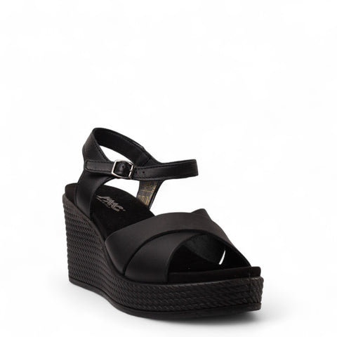 Italian Women Black Leather Sandal #4414