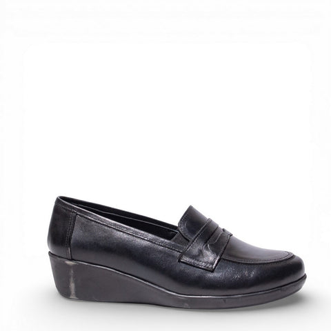 Women Black Leather Shoe #4511