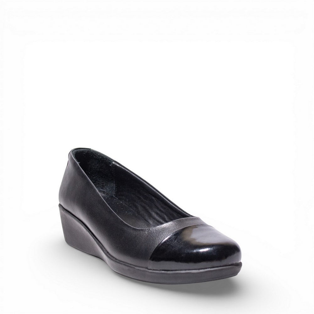 Women Black Vernis Leather Shoe #4516