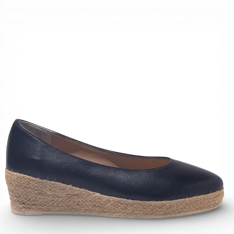 Women Black Leather Shoe #4850