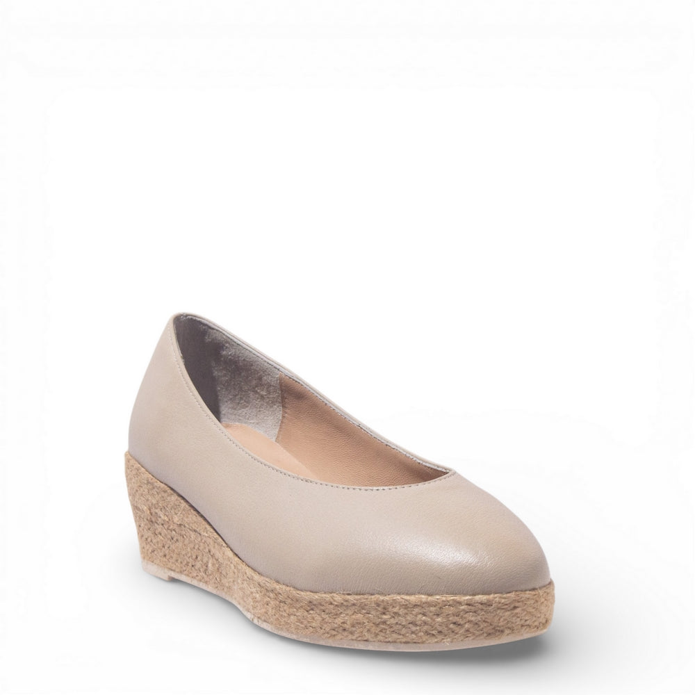 Women Beige Leather Shoe #4854