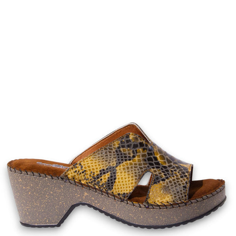 Women Beige Leather Wedges #4940