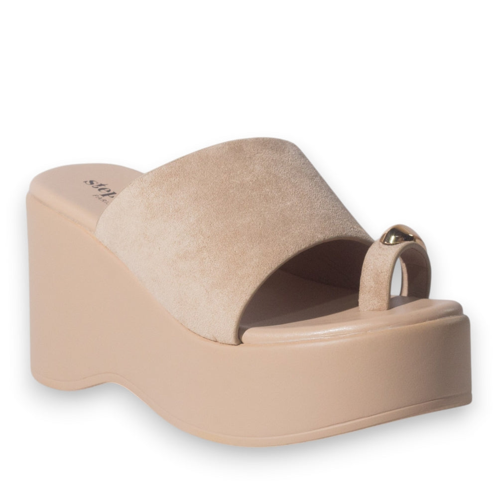 Europeon Union Women Cafe Chamois Wedges #5152